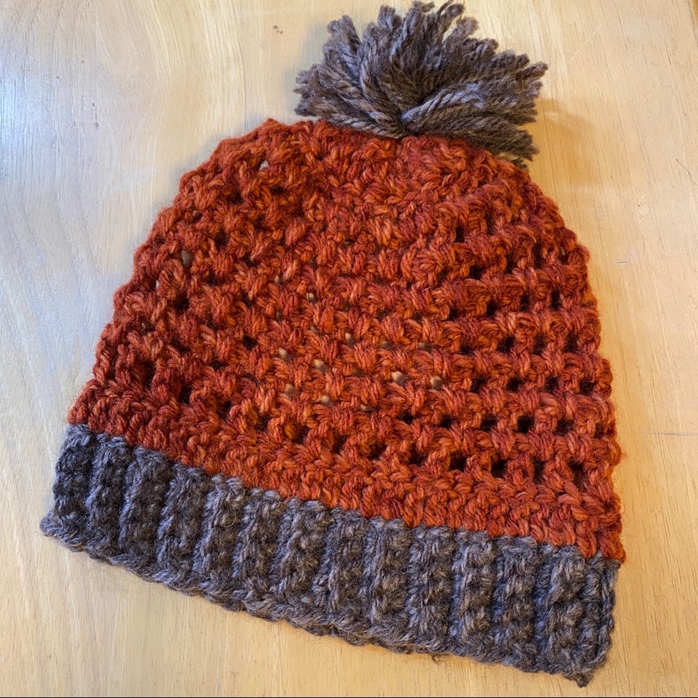 Women's Burnt Orange Knit Pom-Pom Beanie